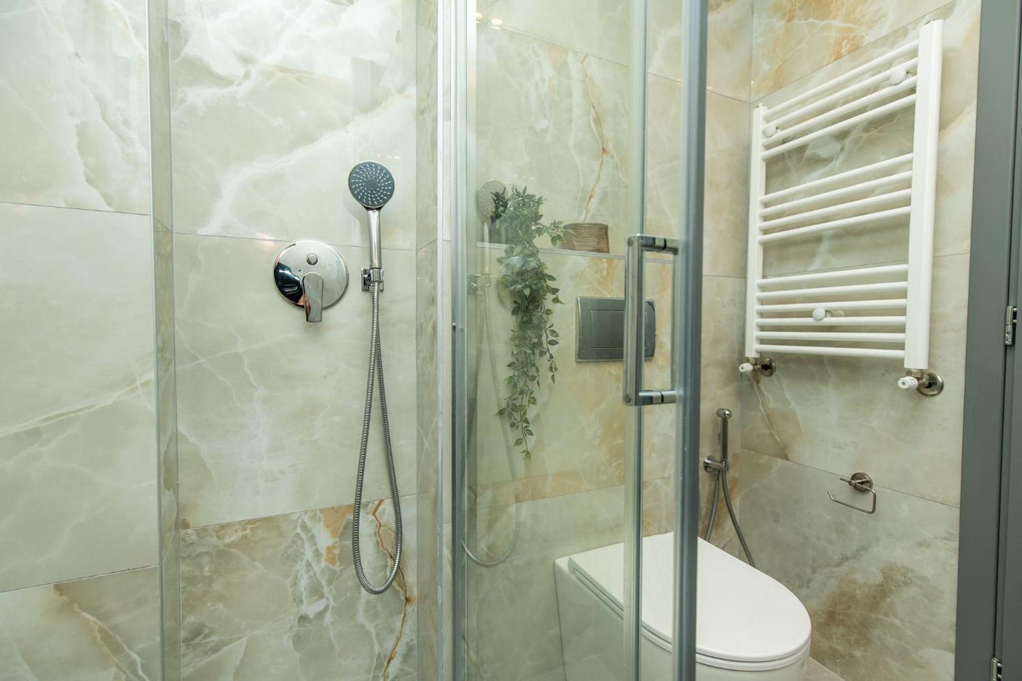Urban Jungle Apartment Солун Екстериор снимка